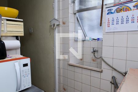 Apartamento à venda com 86m², 2 quartos e sem vagaCozinha e Área de Serviço