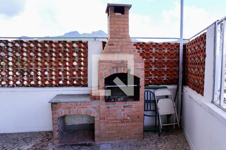 Apartamento à venda com 86m², 2 quartos e sem vagaÁrea Comum - Churrasqueira