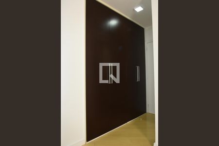 Apartamento para alugar com 82m², 3 quartos e 2 vagasQuarto 1 - Suíte Armários