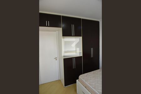 Apartamento para alugar com 82m², 3 quartos e 2 vagasQuarto 3 - Armários