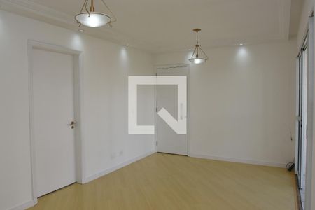Sala de apartamento para alugar com 3 quartos, 82m² em Vila Sofia, São Paulo