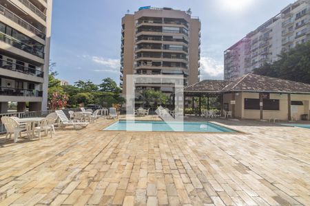 Apartamento à venda com 108m², 3 quartos e 2 vagasÁrea comum - Piscina
