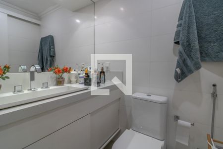 Apartamento à venda com 108m², 3 quartos e 2 vagasSuíte - Banheiro