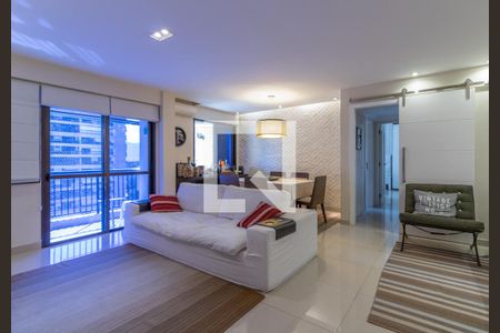 Sala de apartamento à venda com 3 quartos, 108m² em Barra da Tijuca, Rio de Janeiro