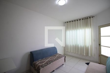 Sala de casa de condomínio à venda com 2 quartos, 82m² em São Salvador, Belo Horizonte
