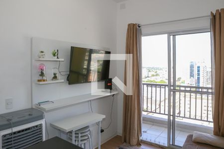 Sala e Cozinha de apartamento para alugar com 1 quarto, 28m² em Água Branca, São Paulo