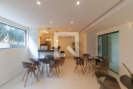 Apartamento para alugar com 63m², 3 quartos e 2 vagas Apartamento para alugar com 63m², 3 quartos e 2 vagasÁrea comum - Salão de festas
