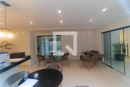 Apartamento para alugar com 63m², 3 quartos e 2 vagas Apartamento para alugar com 63m², 3 quartos e 2 vagasÁrea comum - Salão de festas