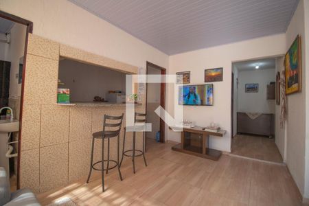 Sala de casa para alugar com 2 quartos, 110m² em Parque das Laranjeiras, Goiânia