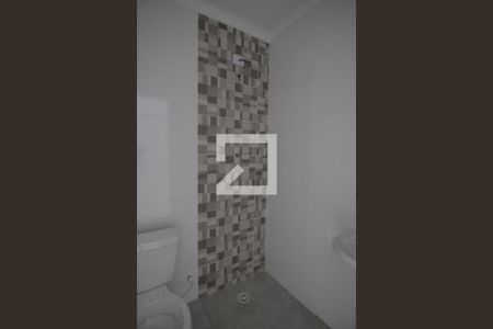 Banheiro
 de apartamento para alugar com 2 quartos, 45m² em Jardim Jaú (zona Leste), São Paulo
