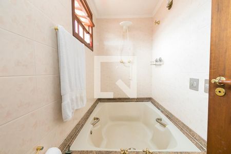 Casa à venda com 150m², 3 quartos e 2 vagas Casa à venda com 150m², 3 quartos e 2 vagasBanheiro da Suíte 1