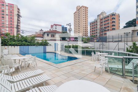 Apartamento à venda com 200m², 3 quartos e 4 vagasPiscina