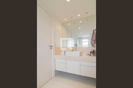 Apartamento à venda com 200m², 3 quartos e 4 vagasBanheiro da Suite 2