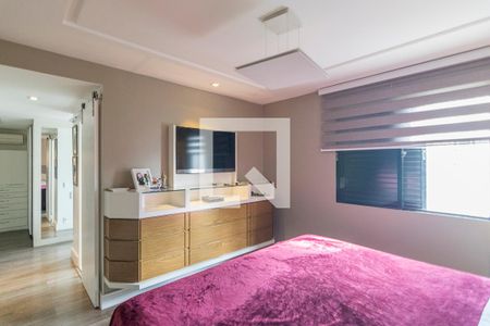 Apartamento à venda com 200m², 3 quartos e 4 vagasQuarto 1 Suite