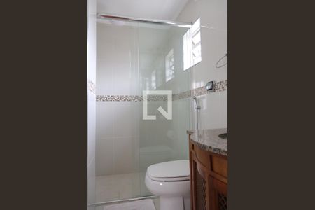 Banheiro da Suíte de apartamento para alugar com 3 quartos, 77m² em Vila Paulista, São Paulo