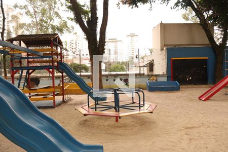 Apartamento para alugar com 77m², 3 quartos e 1 vagaÁrea comum