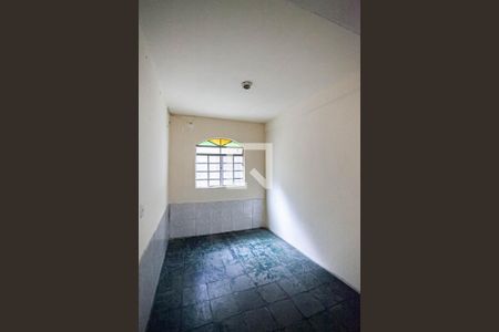 Quarto  de casa para alugar com 1 quarto, 45m² em Tupi B , Belo Horizonte