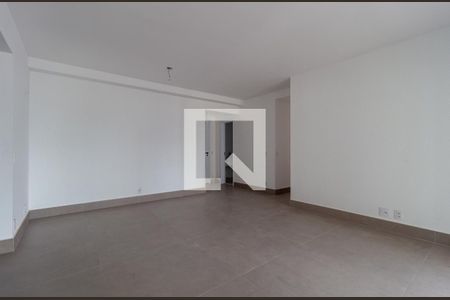 Apartamento para alugar com 136m², 3 quartos e 2 vagasSala