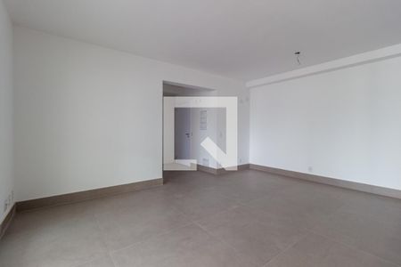 Apartamento para alugar com 136m², 3 quartos e 2 vagasSala