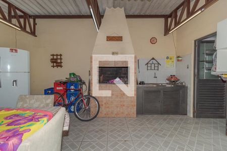 Casa à venda com 250m², 4 quartos e 3 vagasQuintal / Churrasqueira