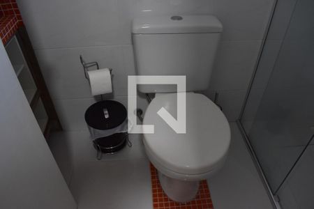 Casa de condomínio para alugar com 144m², 3 quartos e 3 vagasBanheiro da Suíte