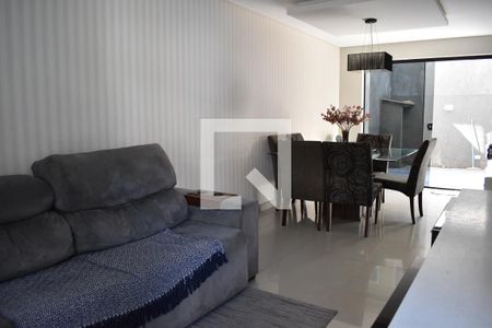 Casa de condomínio para alugar com 144m², 3 quartos e 3 vagasSala