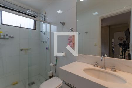 Apartamento à venda com 398m², 4 quartos e 4 vagas Apartamento à venda com 398m², 4 quartos e 4 vagasBanheiro Suíte 2