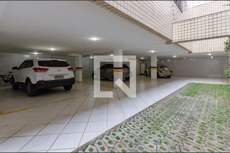 Apartamento à venda com 398m², 4 quartos e 4 vagas Apartamento à venda com 398m², 4 quartos e 4 vagasGaragem