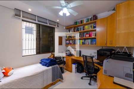 Apartamento à venda com 398m², 4 quartos e 4 vagas Apartamento à venda com 398m², 4 quartos e 4 vagasQuarto