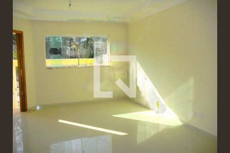 Casa à venda com 3 quartos, 180m² em Sítio da Figueira, São Paulo