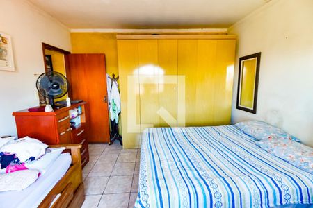 Casa à venda com 300m², 3 quartos e 4 vagasSuíte - Armários