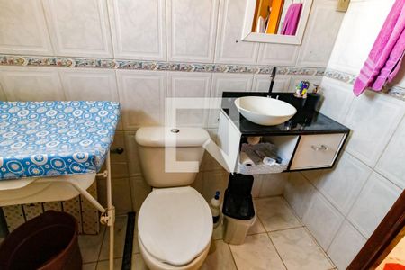 Casa à venda com 300m², 3 quartos e 4 vagasBanheiro da Suíte