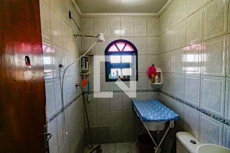 Casa à venda com 300m², 3 quartos e 4 vagasBanheiro da Suíte