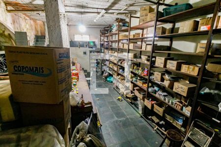 Casa à venda com 300m², 3 quartos e 4 vagasPorão