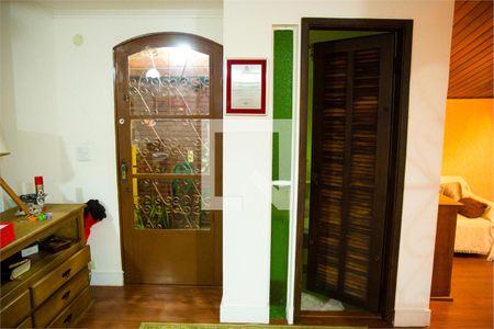 Casa à venda com 4 quartos, 260m² em Super Quadra Morumbi, São Paulo