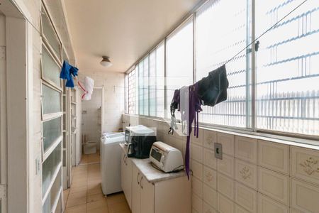 Apartamento à venda com 115m², 3 quartos e 1 vaga Apartamento à venda com 115m², 3 quartos e 1 vagaCozinha e Área de Serviço