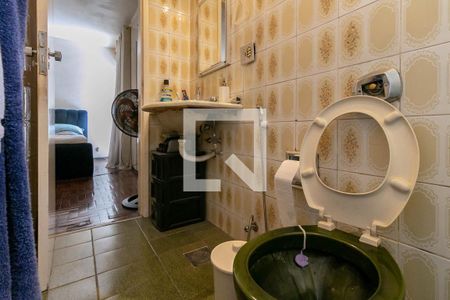 Apartamento à venda com 115m², 3 quartos e 1 vaga Apartamento à venda com 115m², 3 quartos e 1 vagaBanheiro da Suíte