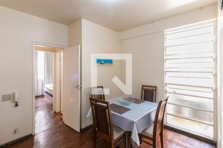 Apartamento à venda com 115m², 3 quartos e 1 vaga Apartamento à venda com 115m², 3 quartos e 1 vagaCopa