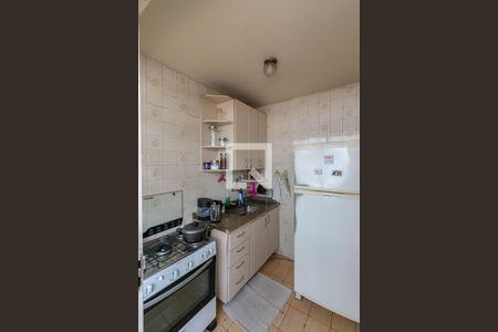 Apartamento à venda com 115m², 3 quartos e 1 vaga Apartamento à venda com 115m², 3 quartos e 1 vagaCozinha e Área de Serviço