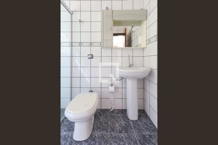 Casa para alugar com 200m², 3 quartos e 2 vagas Casa para alugar com 200m², 3 quartos e 2 vagasBanheiro da Suíte 2