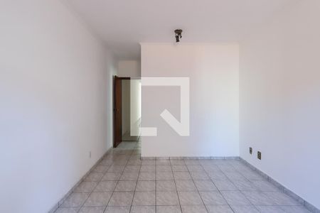 Casa para alugar com 200m², 3 quartos e 2 vagas Casa para alugar com 200m², 3 quartos e 2 vagasSuíte 3