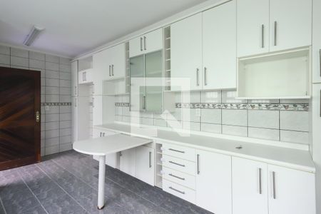 Casa para alugar com 200m², 3 quartos e 2 vagas Casa para alugar com 200m², 3 quartos e 2 vagasCozinha