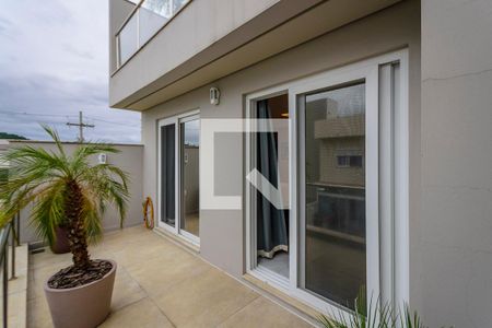 Casa de condomínio à venda com 201m², 2 quartos e 2 vagasSacada