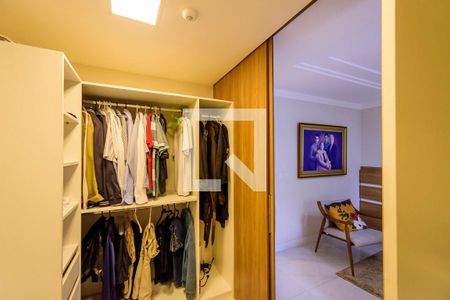 Casa de condomínio à venda com 201m², 2 quartos e 2 vagasCloset da suíte 1