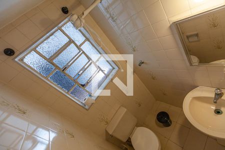 Casa à venda com 142m², 3 quartos e 2 vagasBanheiro do Quarto 1