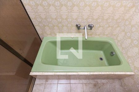 Casa à venda com 142m², 3 quartos e 2 vagasBanheiro corredor