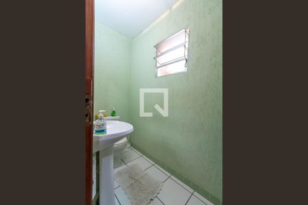Lavabo de casa para alugar com 3 quartos, 210m² em Jardim Gagliardi, São Bernardo do Campo