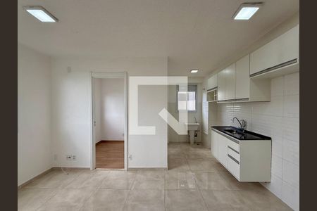 Sala de apartamento para alugar com 2 quartos, 37m² em Santo Amaro, São Paulo