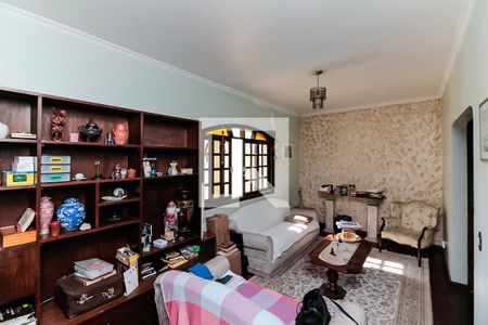 Sala de Estar de casa à venda com 4 quartos, 200m² em Santa Teresinha, São Paulo