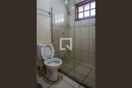 Banheiro de casa à venda com 1 quarto, 204m² em Cavalhada, Porto Alegre